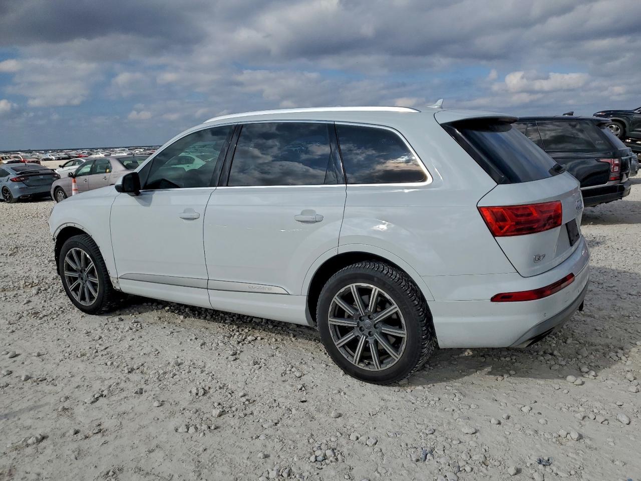 2018 AUDI Q7