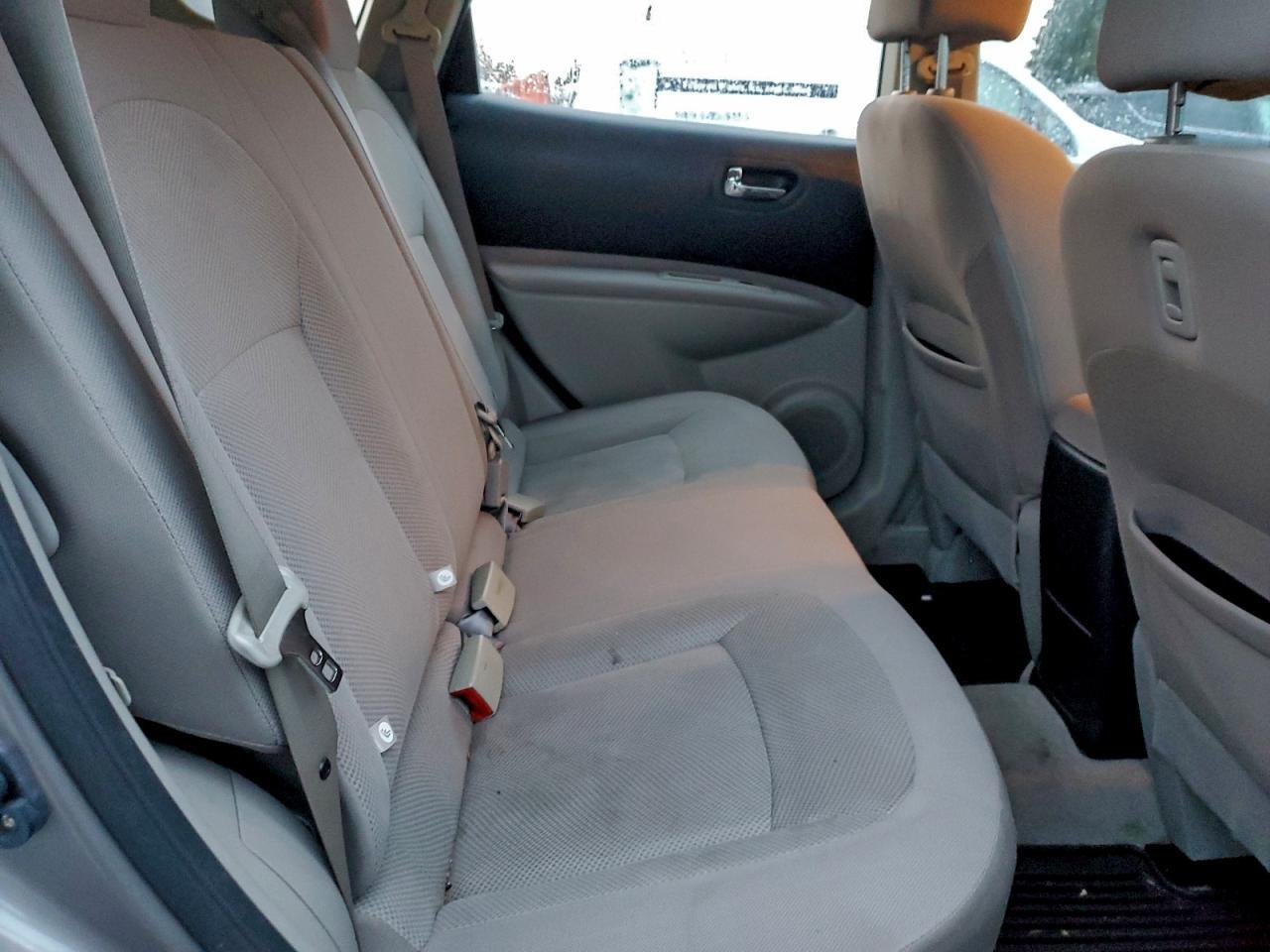 2014 NISSAN ROGUE