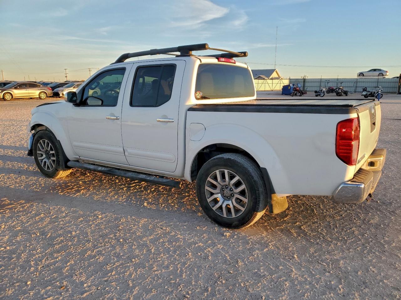 2012 NISSAN Frontier