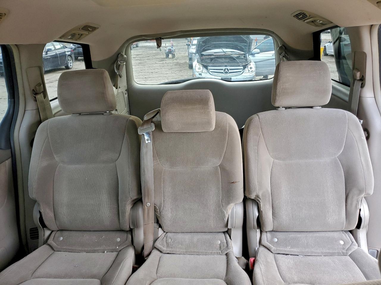 2005 TOYOTA SIENNA
