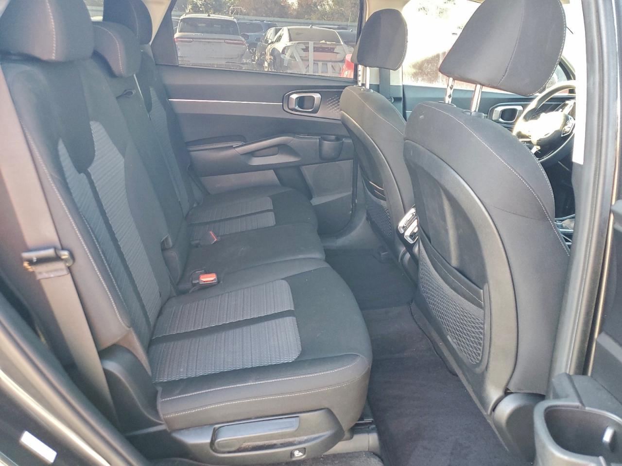 2023 KIA SORENTO
