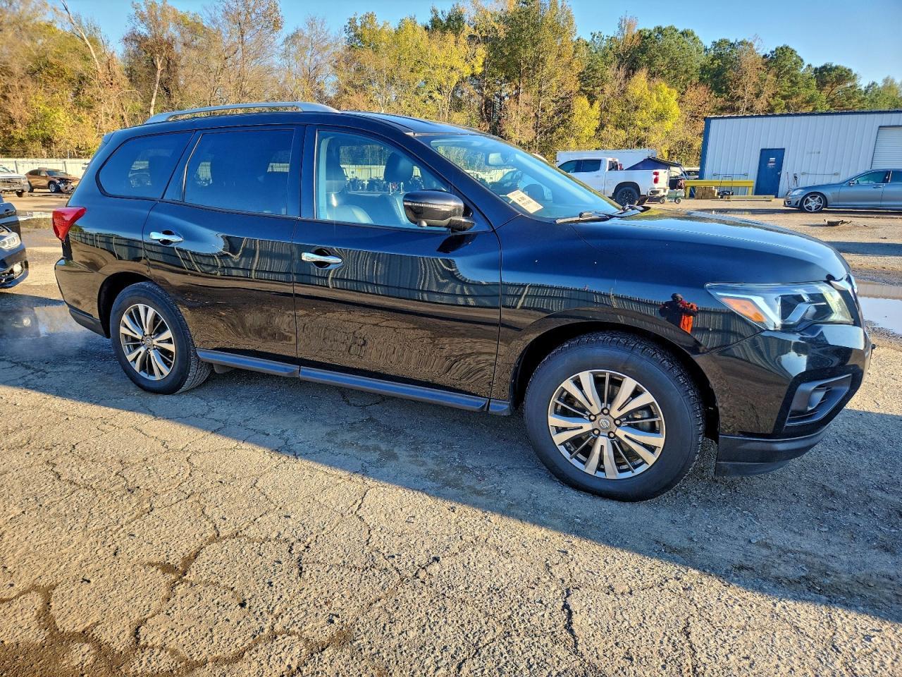 2019 NISSAN PATHFINDER