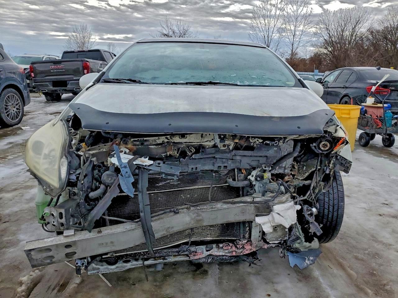 2012 TOYOTA PRIUS