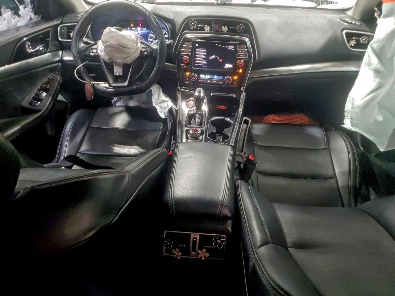2022 NISSAN Maxima