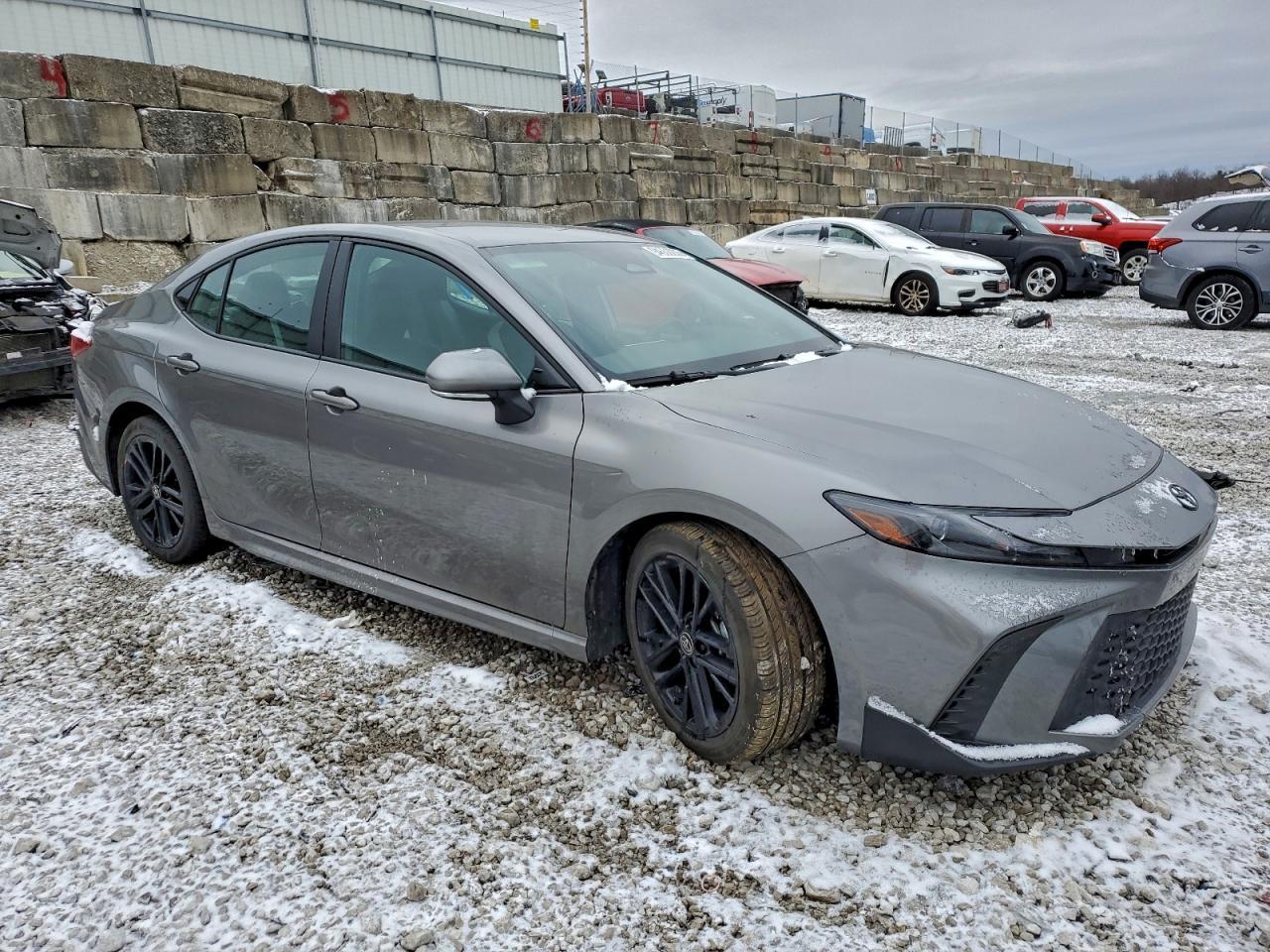 2025 TOYOTA CAMRY
