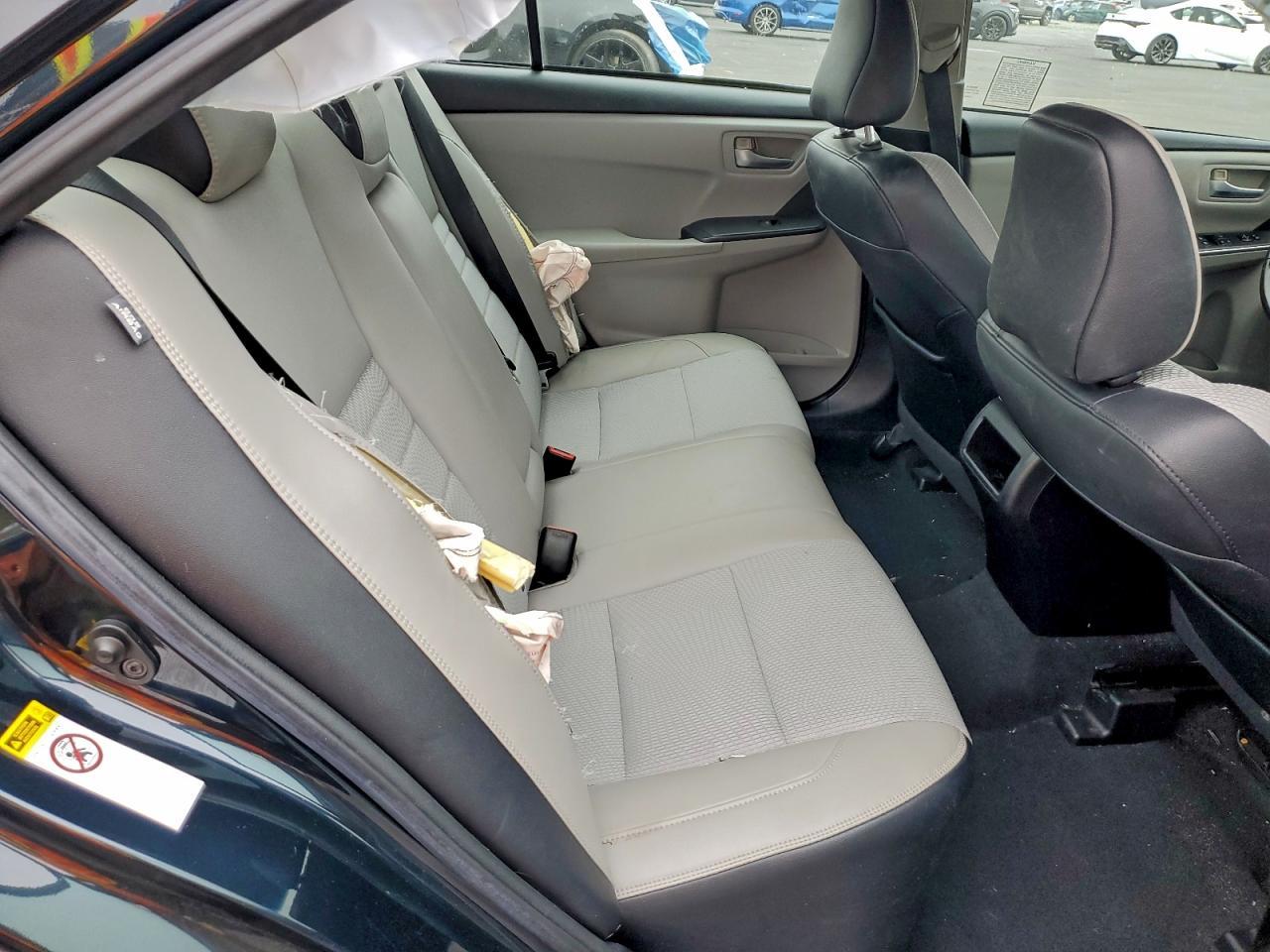 2016 TOYOTA CAMRY