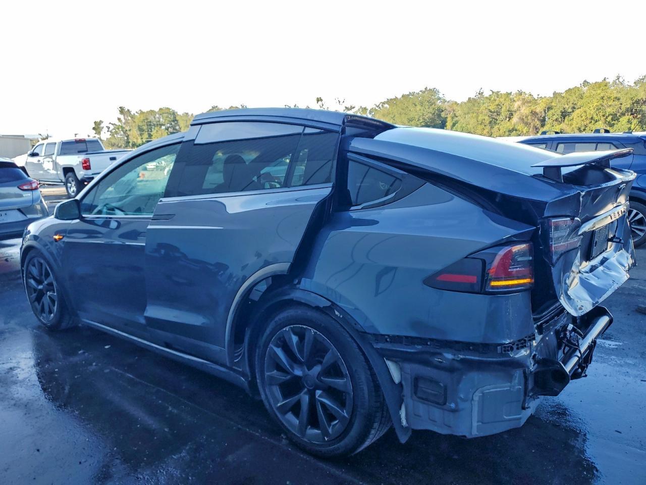 2022 TESLA MODEL X