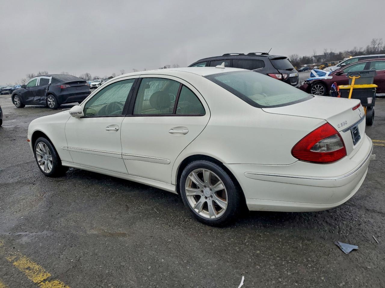 2009 MERCEDES-BENZ E-Class