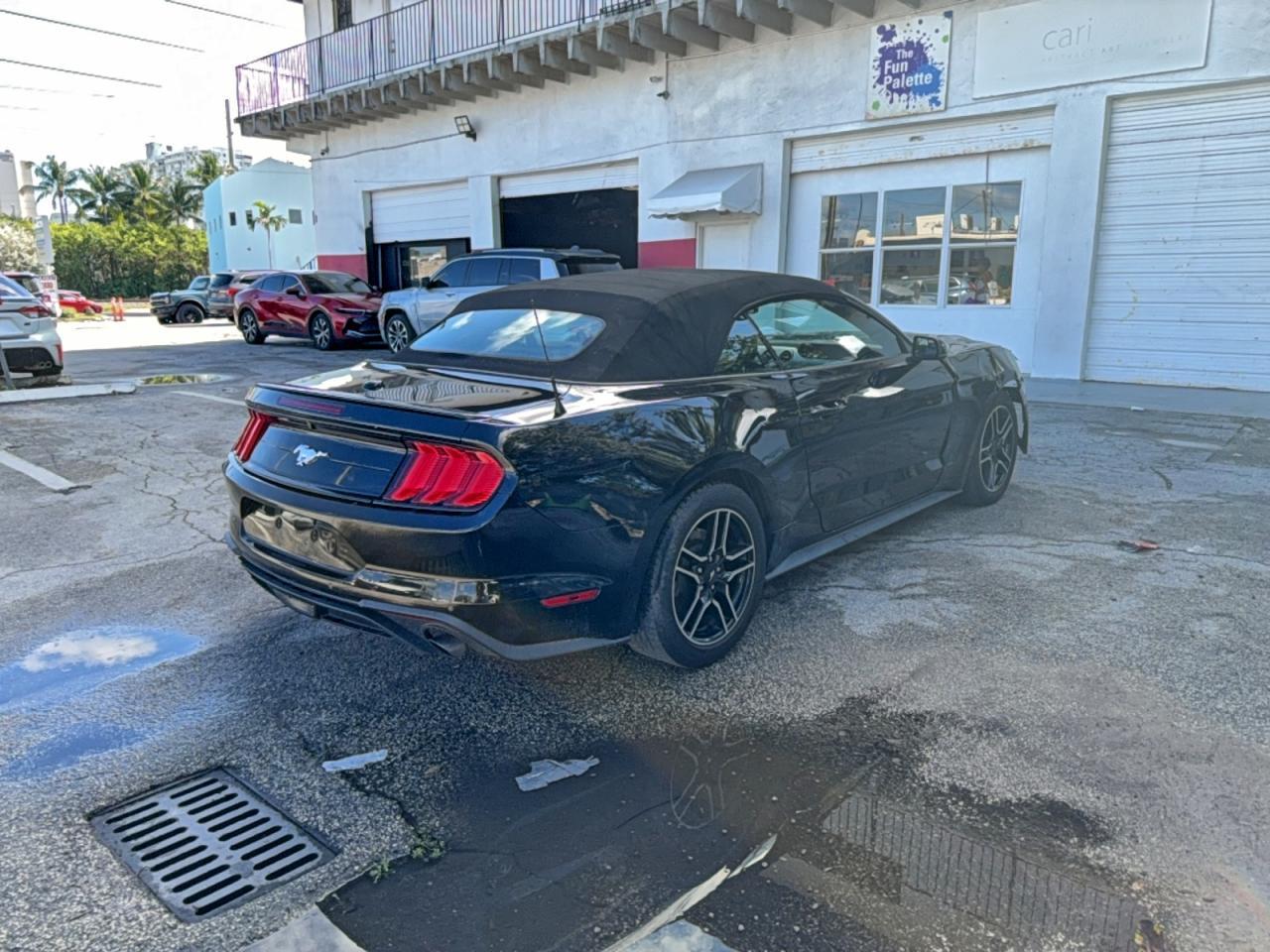 2020 FORD MUSTANG