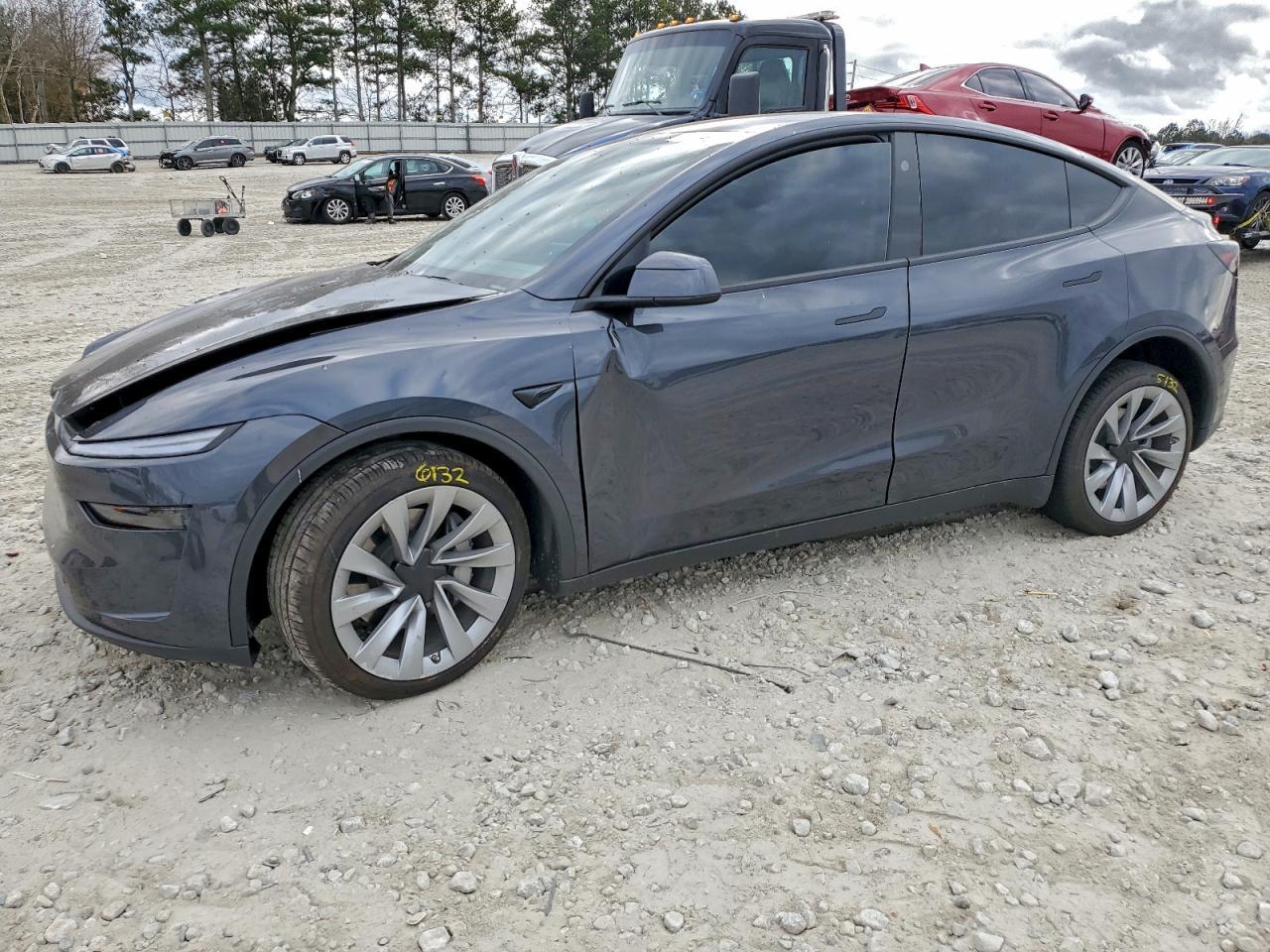 2026 TESLA MODEL Y