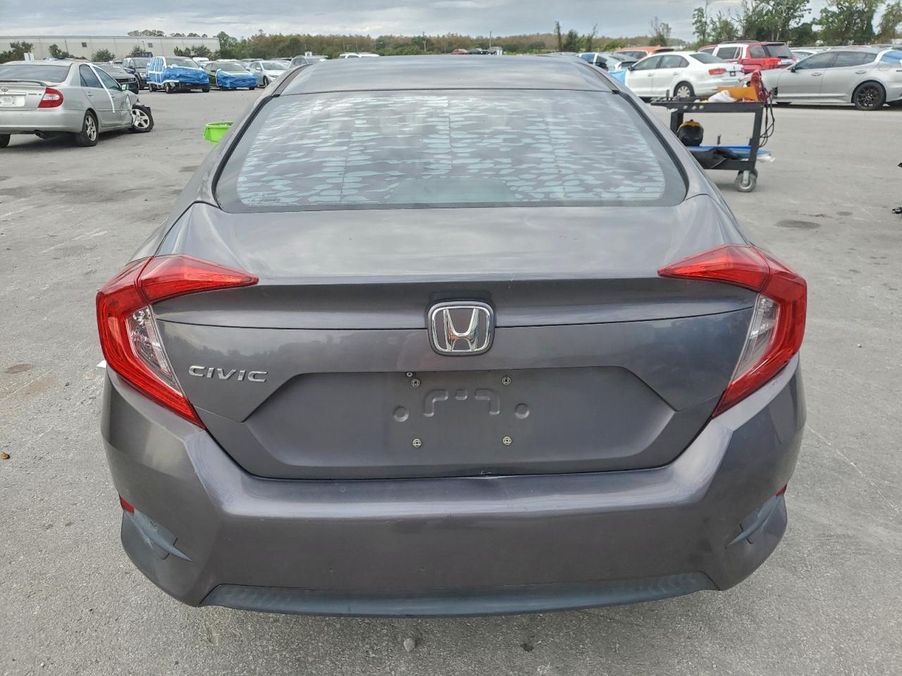 2018 HONDA CIVIC