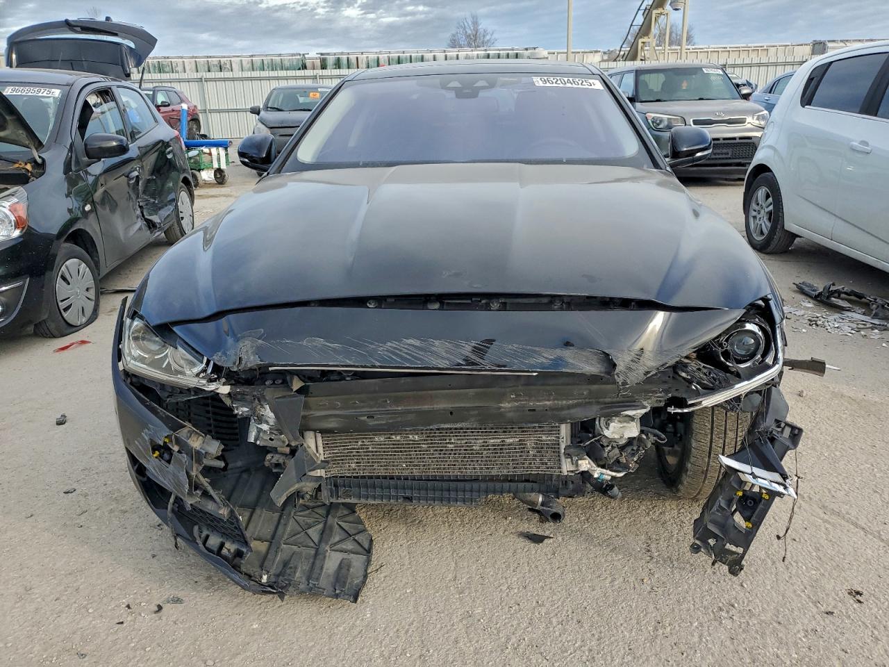 2017 JAGUAR XE