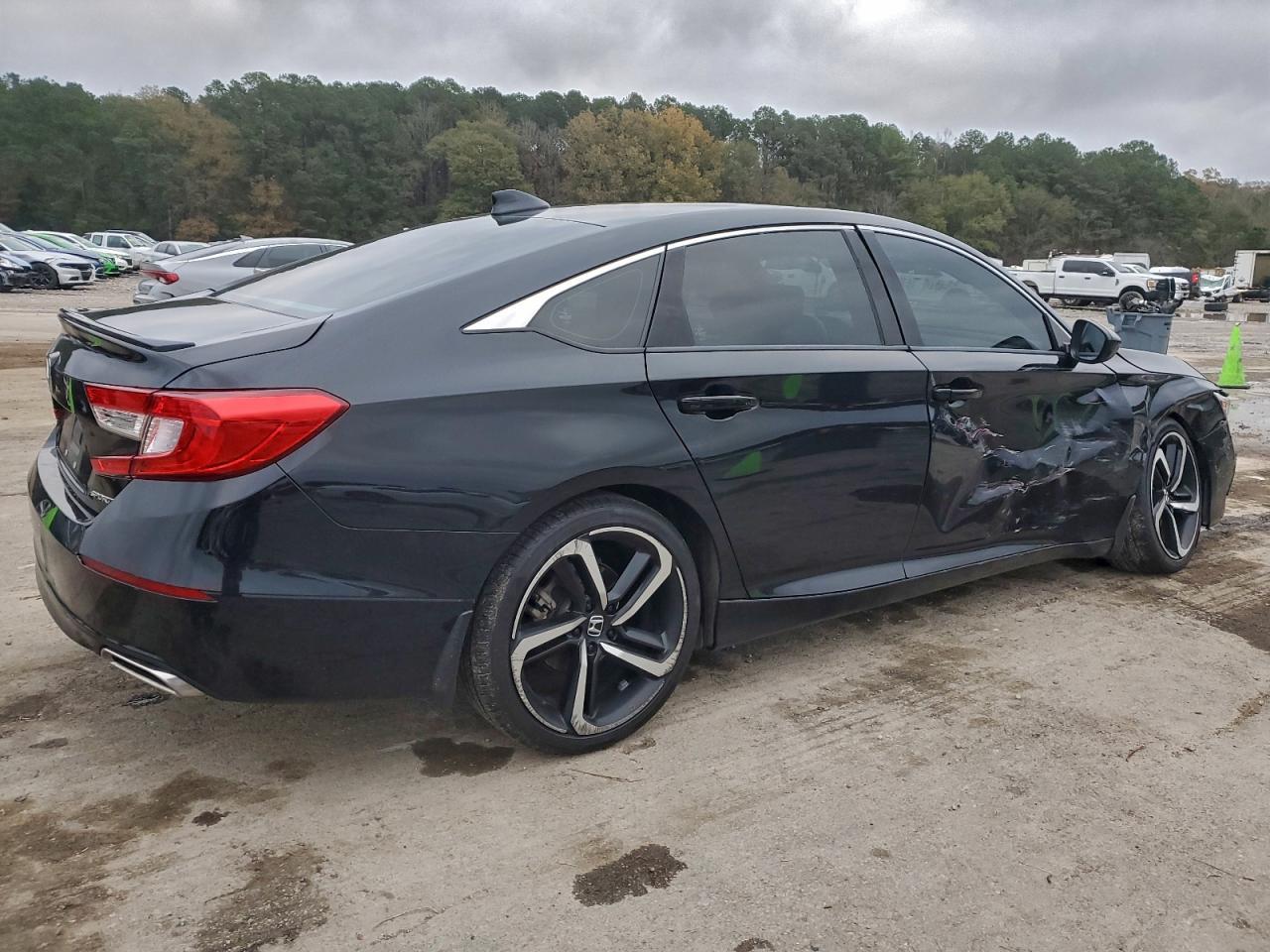 2018 HONDA ACCORD