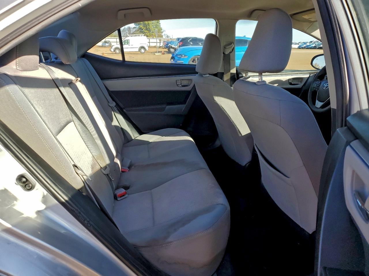 2015 TOYOTA COROLLA