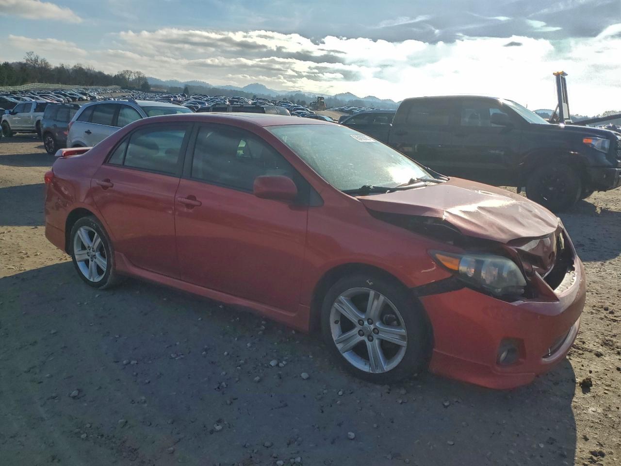 2013 TOYOTA COROLLA