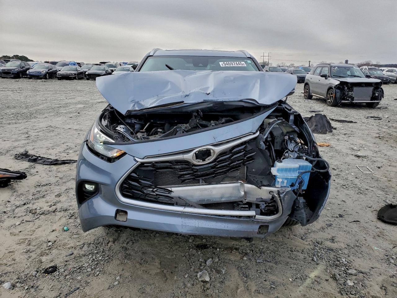2024 TOYOTA HIGHLANDER