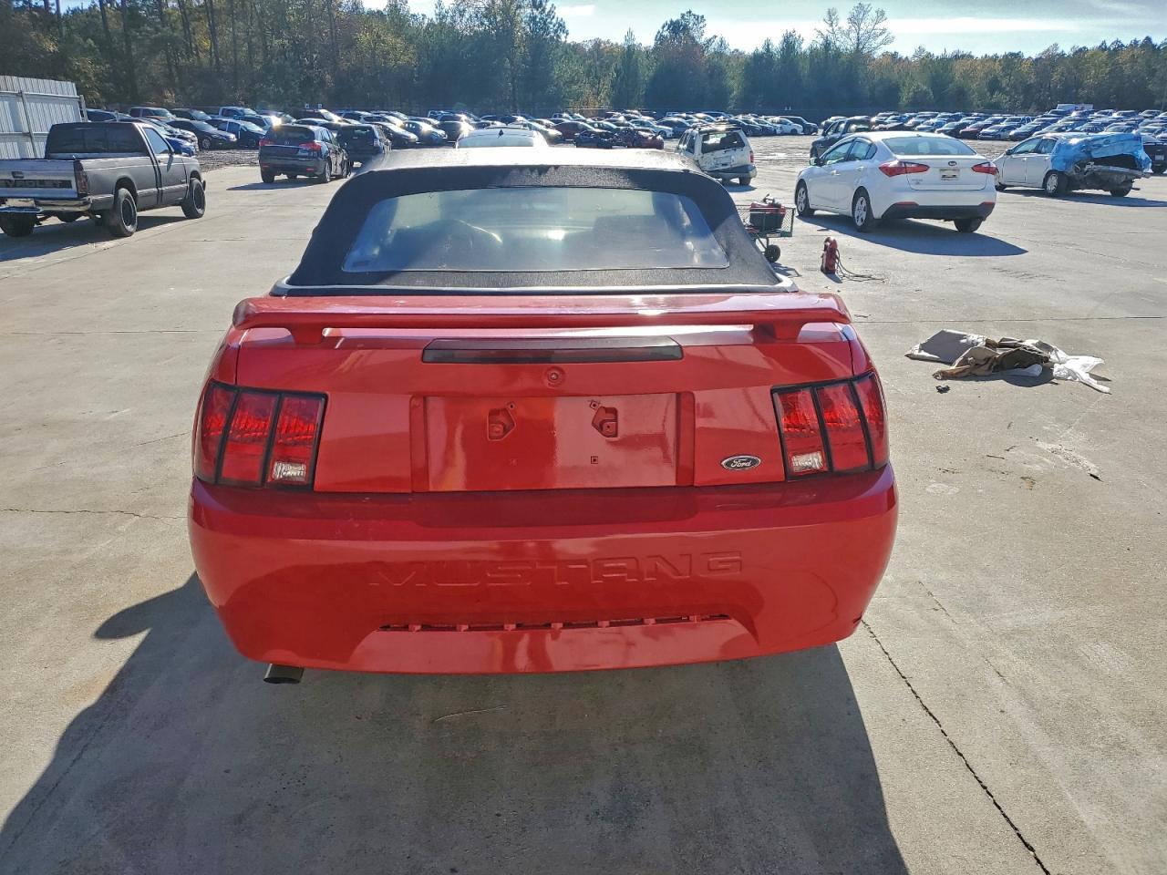 2003 FORD MUSTANG
