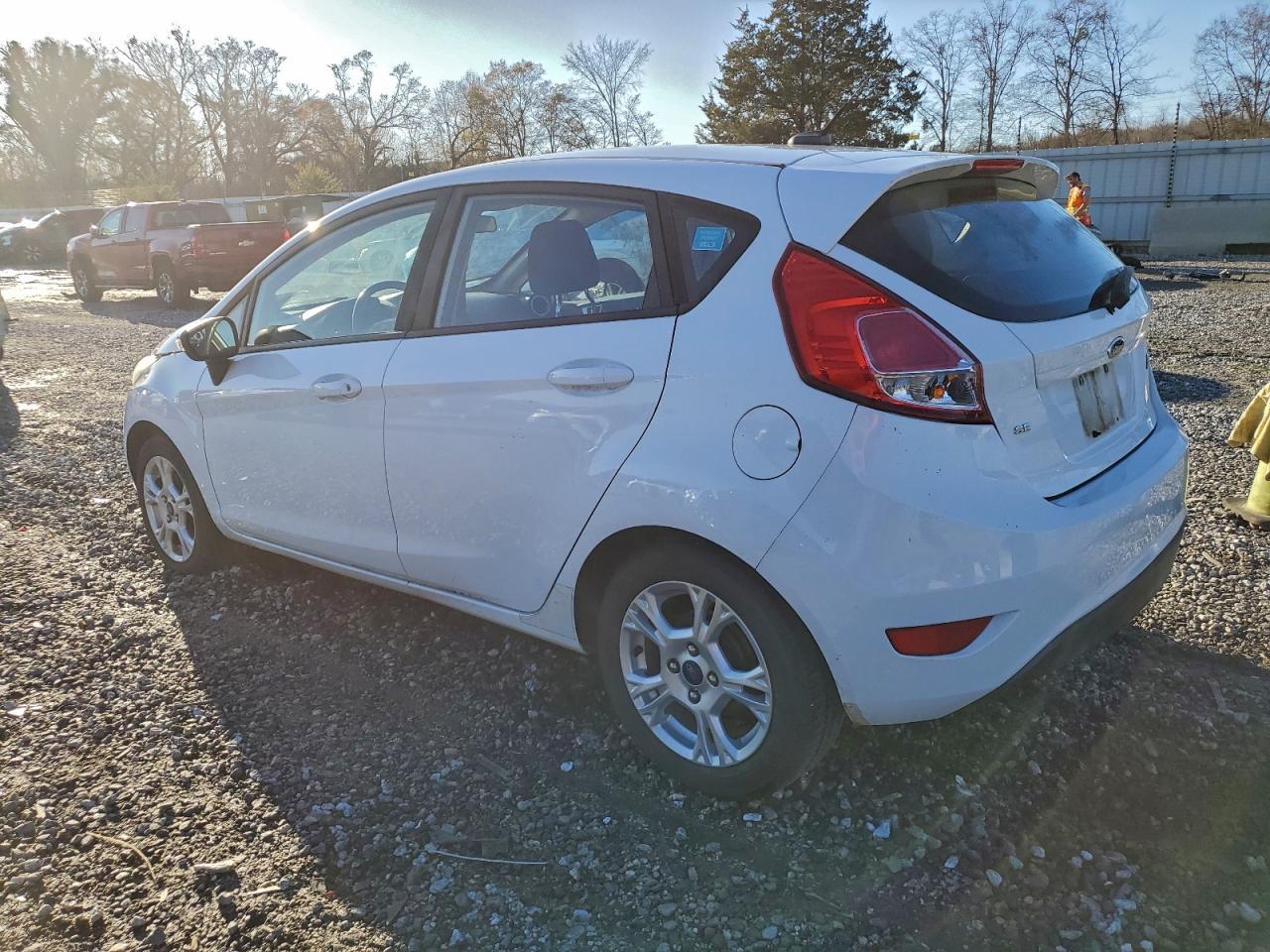 2016 FORD Fiesta