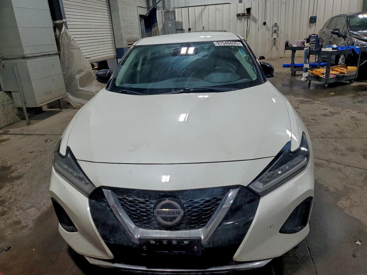 2021 NISSAN Maxima