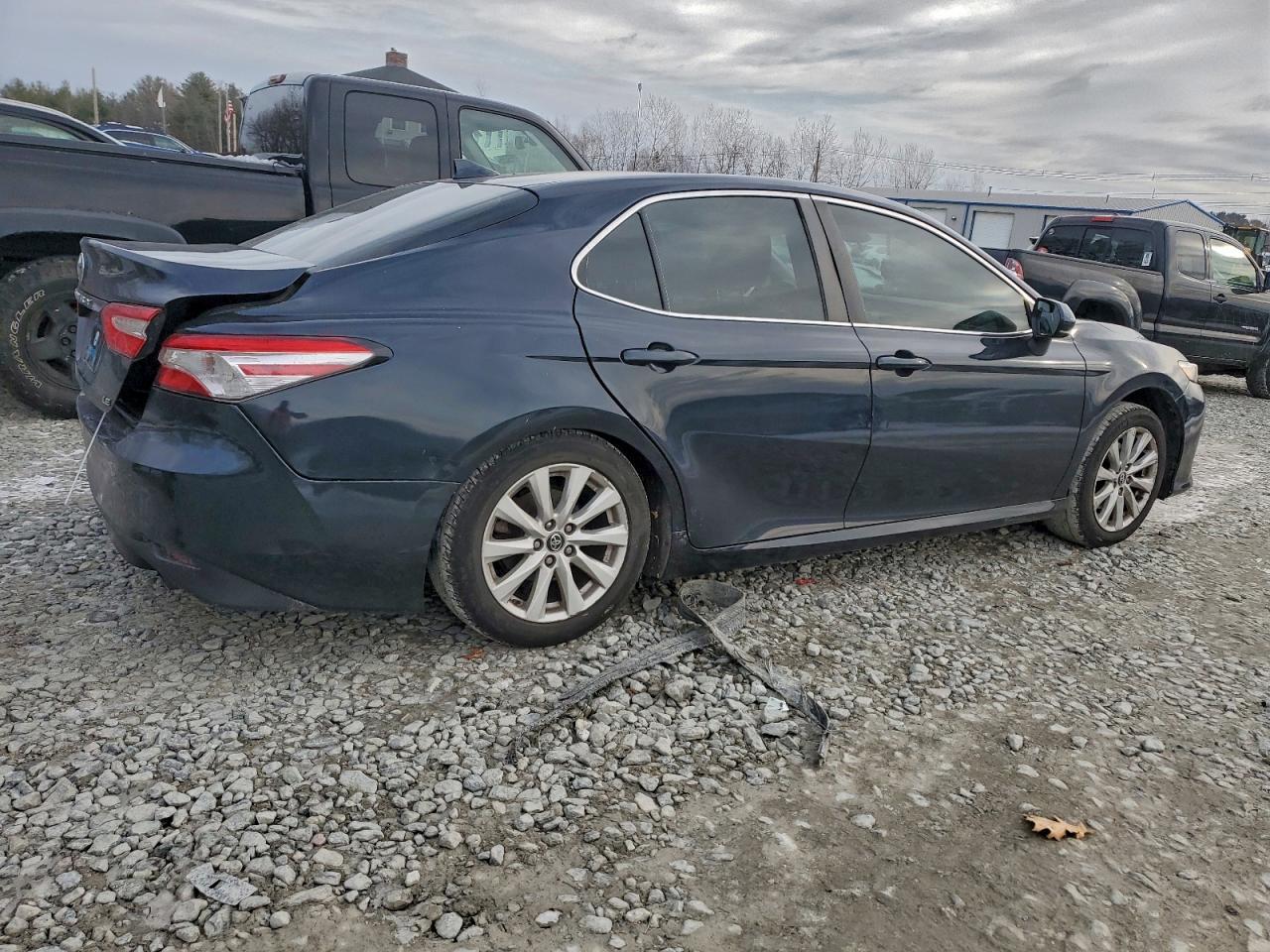 2019 TOYOTA CAMRY