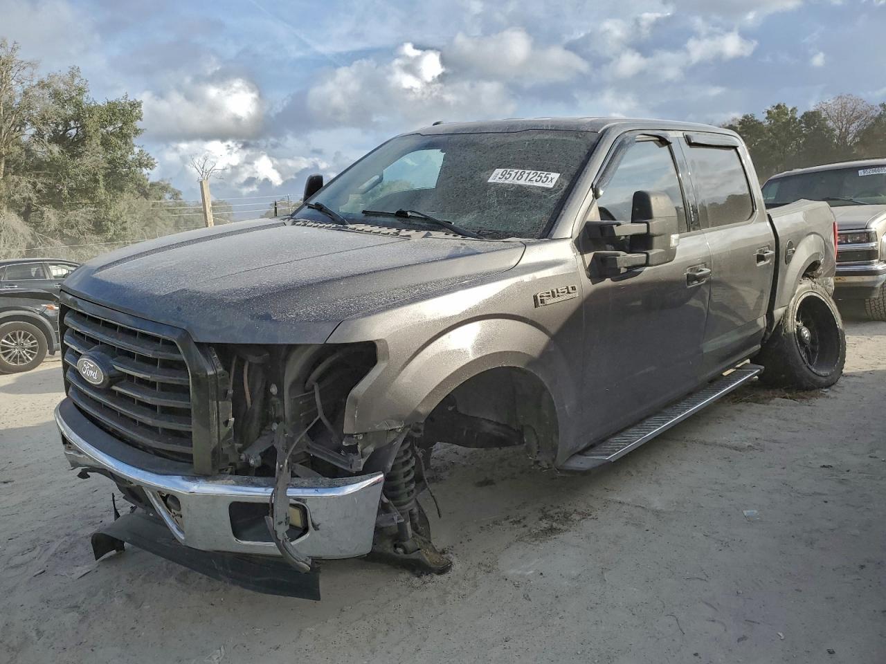 2015 FORD F-150