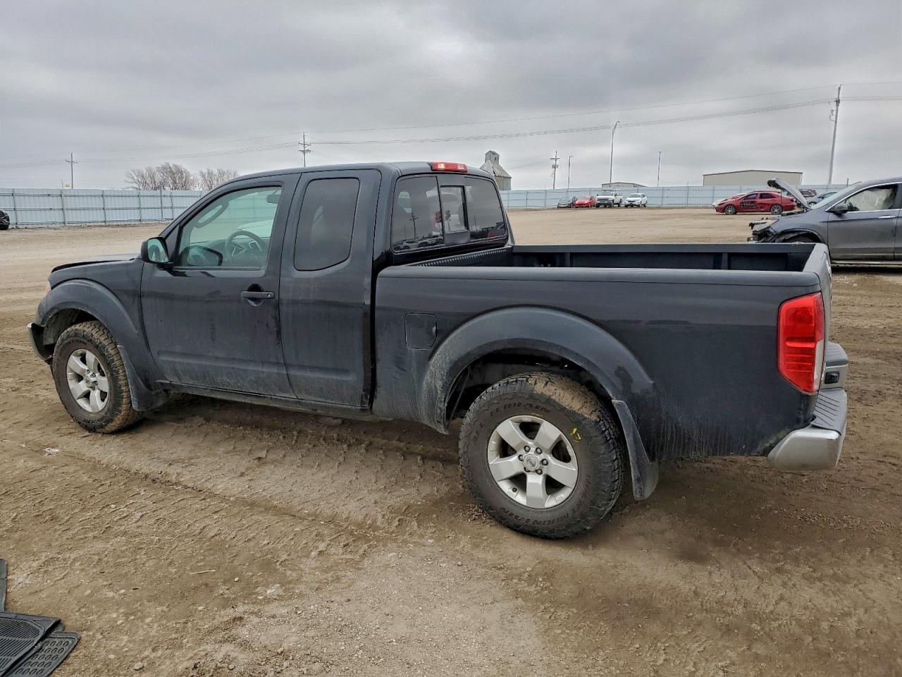 2011 NISSAN Frontier