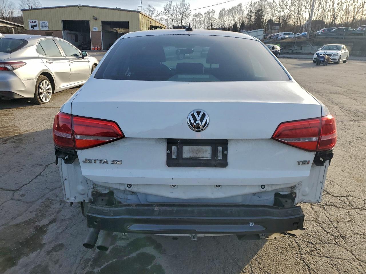 2015 VOLKSWAGEN JETTA