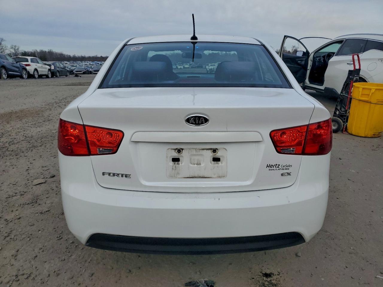 2013 KIA FORTE