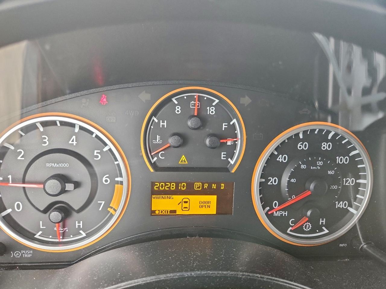 2013 NISSAN Armada