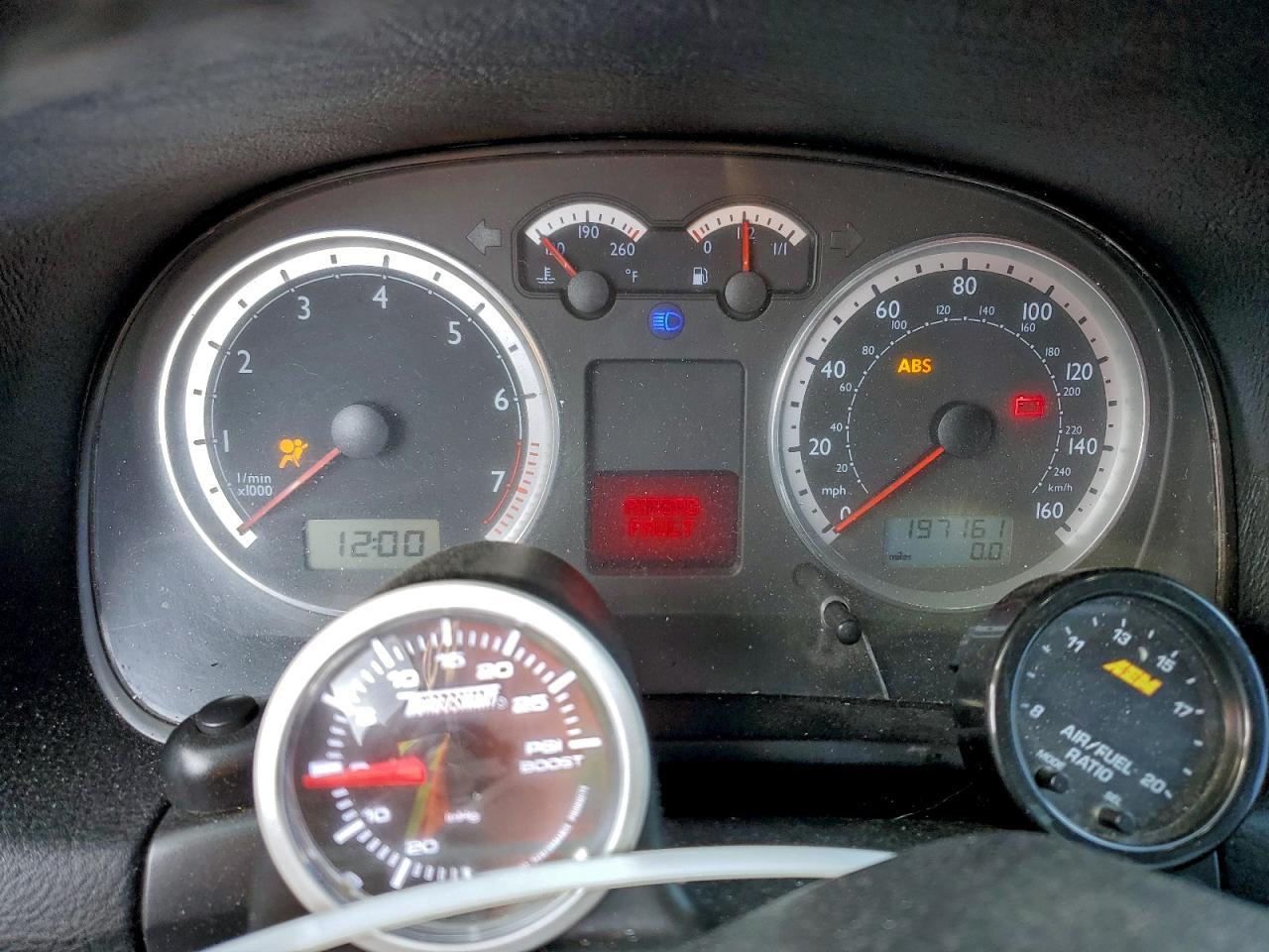 2005 VOLKSWAGEN JETTA