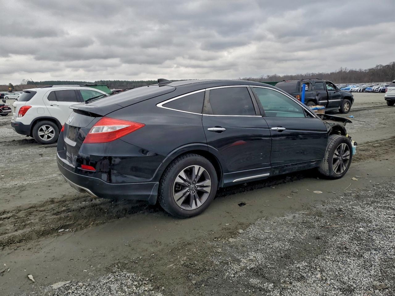 2013 HONDA Crosstour