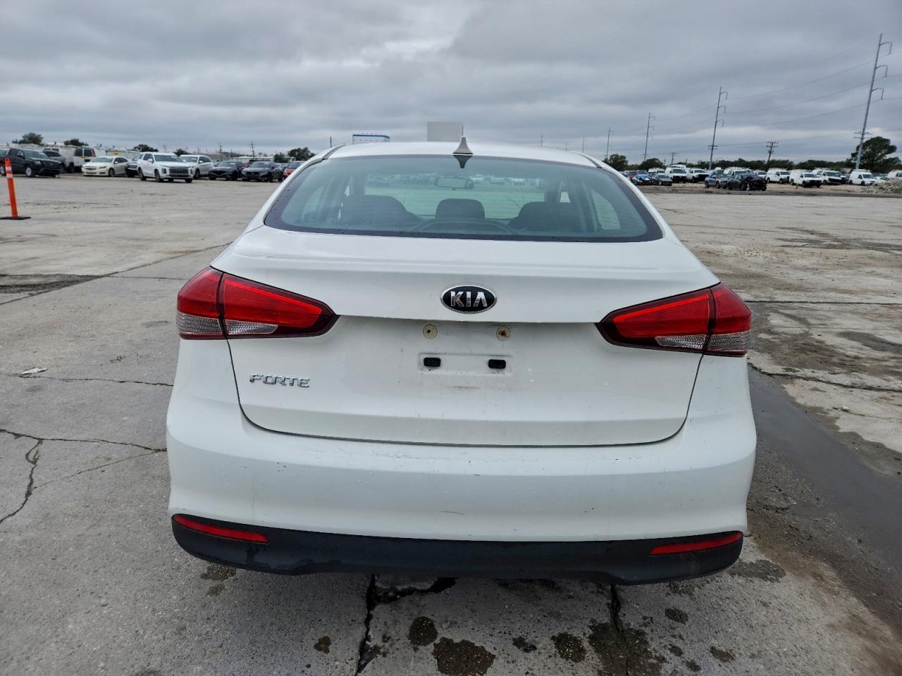2017 KIA FORTE