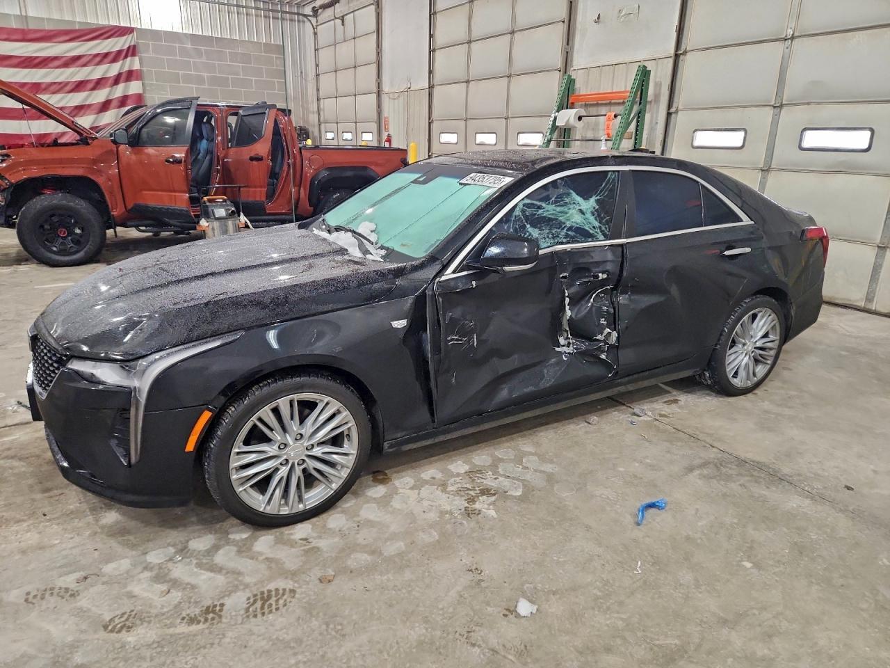 2023 CADILLAC CT4
