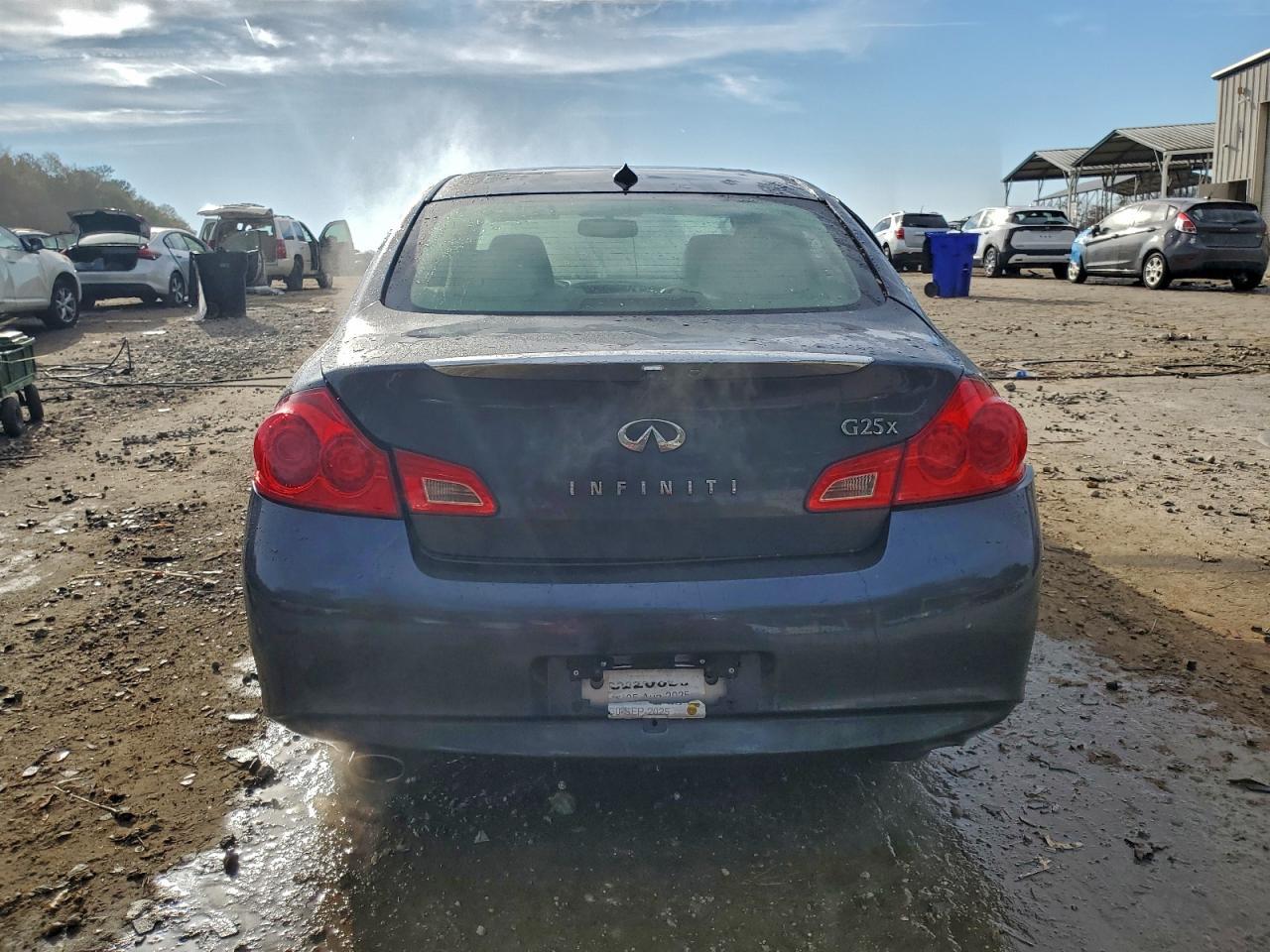 2012 INFINITI G25
