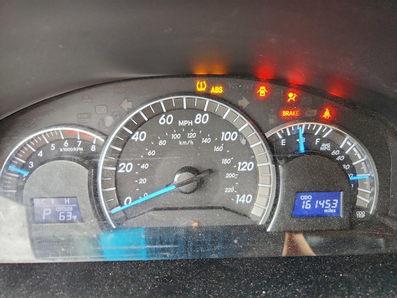 2014 TOYOTA CAMRY