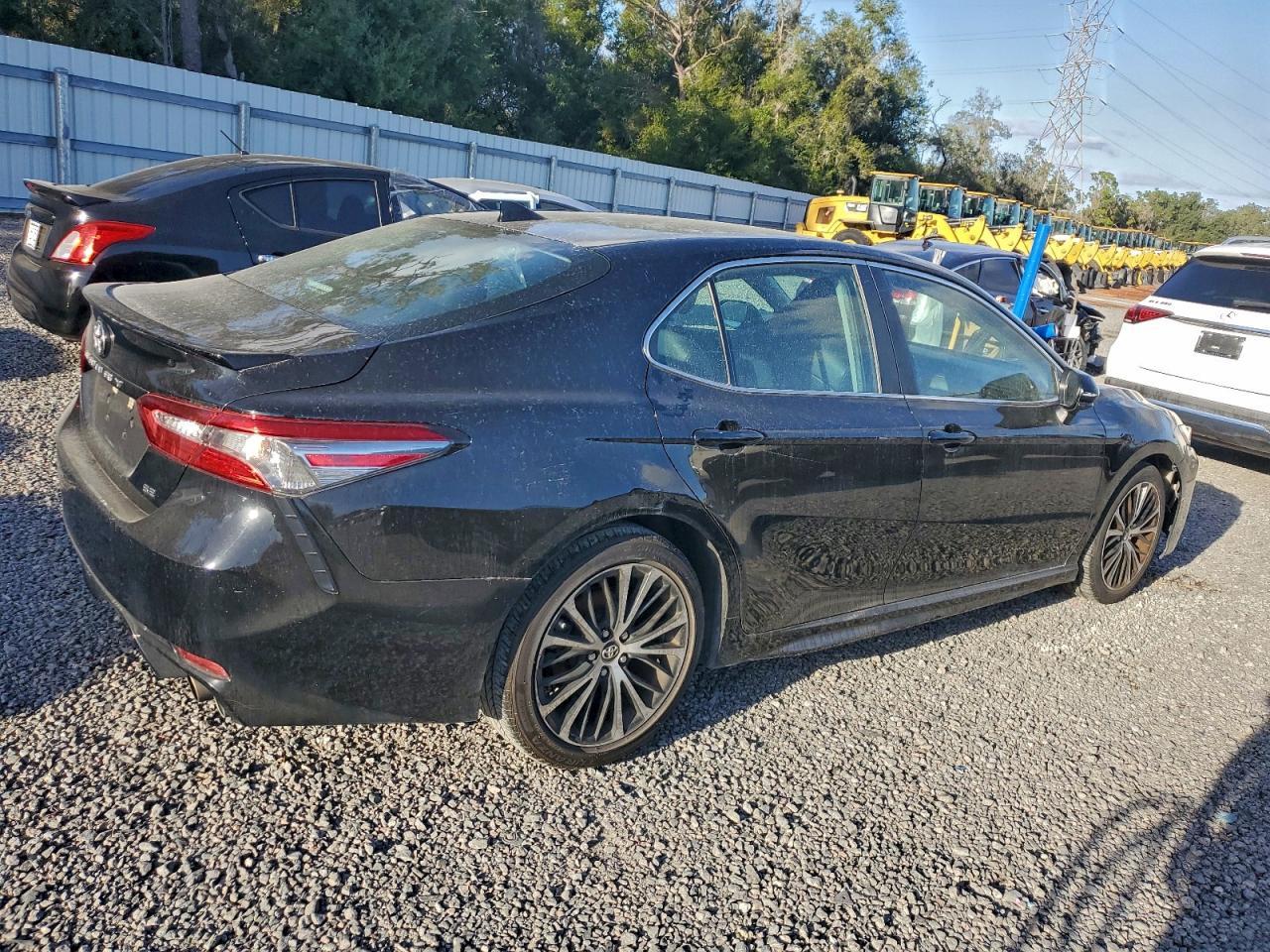 2019 TOYOTA CAMRY