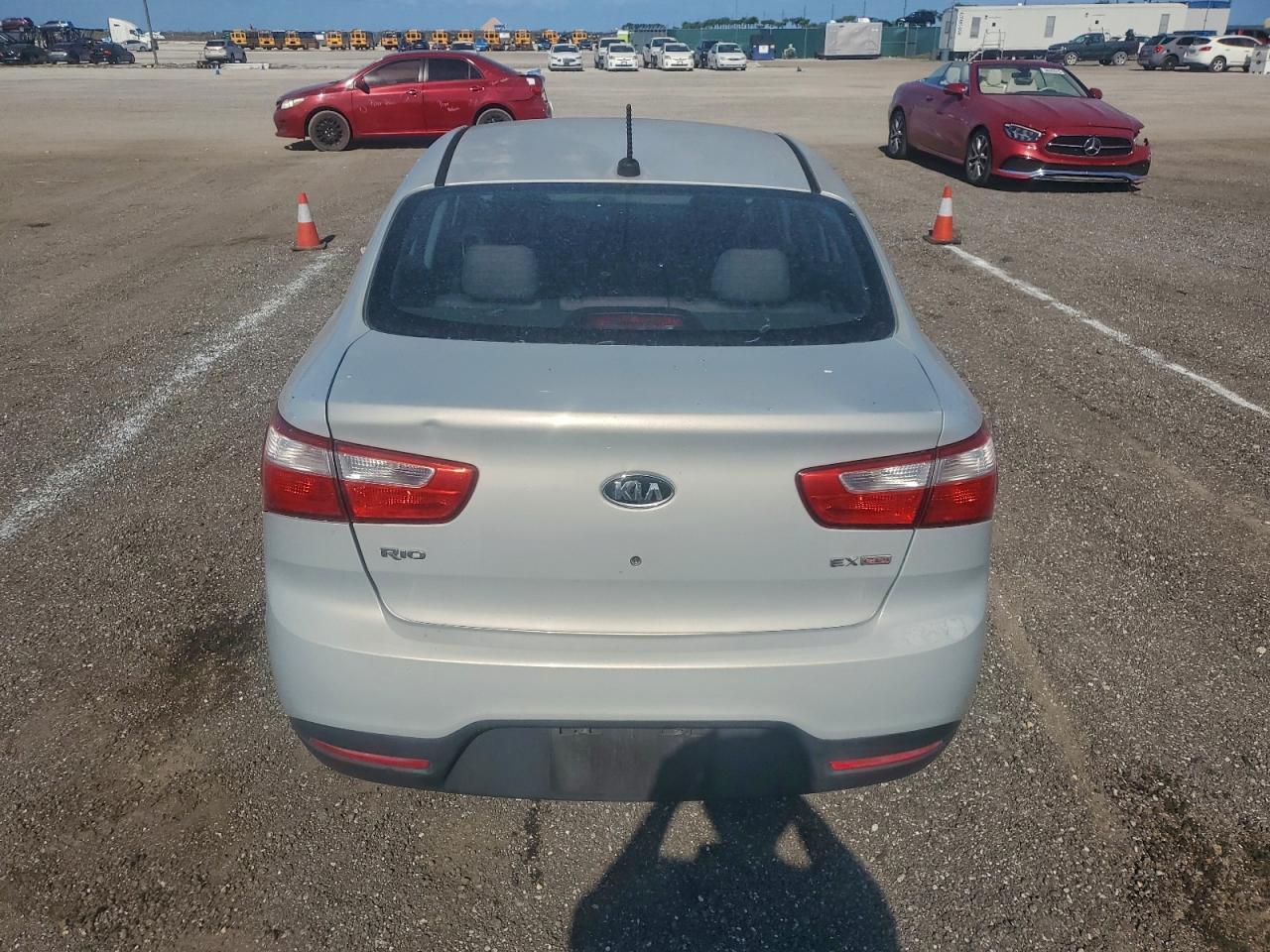 2013 KIA RIO