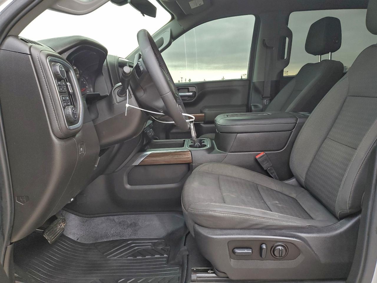 2022 CHEVROLET Silverado
