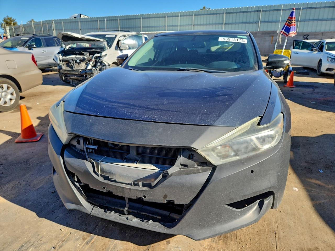 2016 NISSAN Maxima