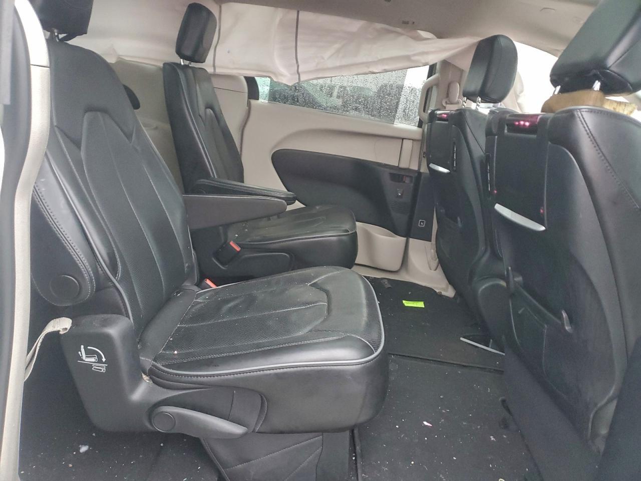 2020 CHRYSLER Pacifica