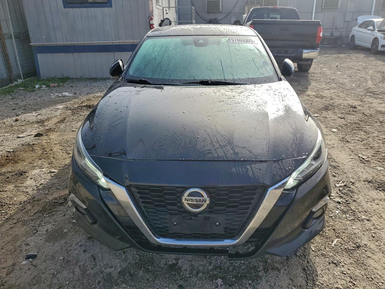 2019 NISSAN ALTIMA