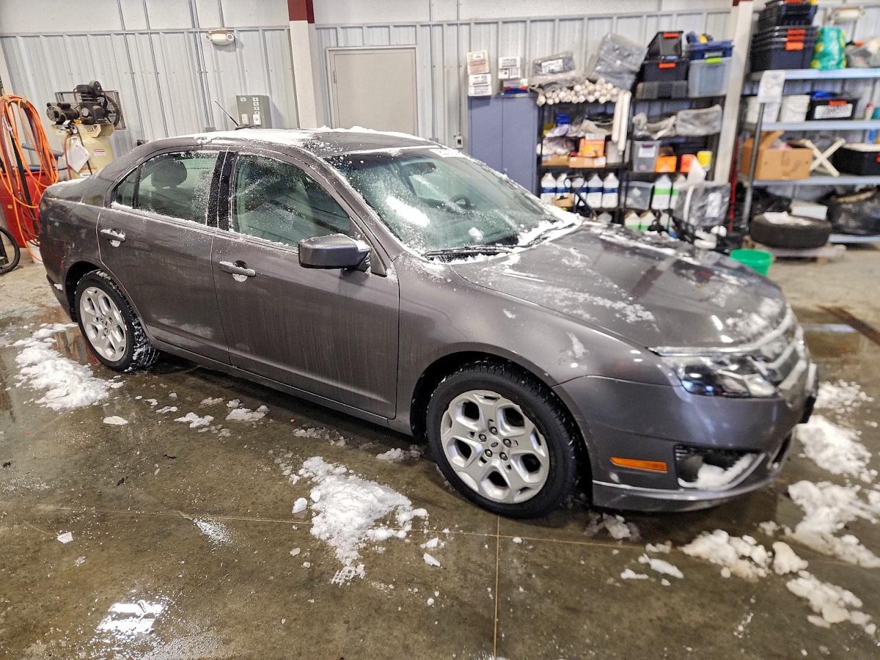 2011 FORD FUSION