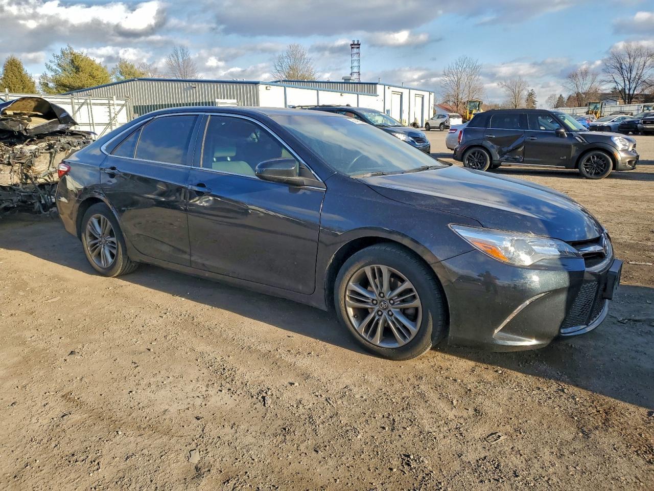 2017 TOYOTA CAMRY