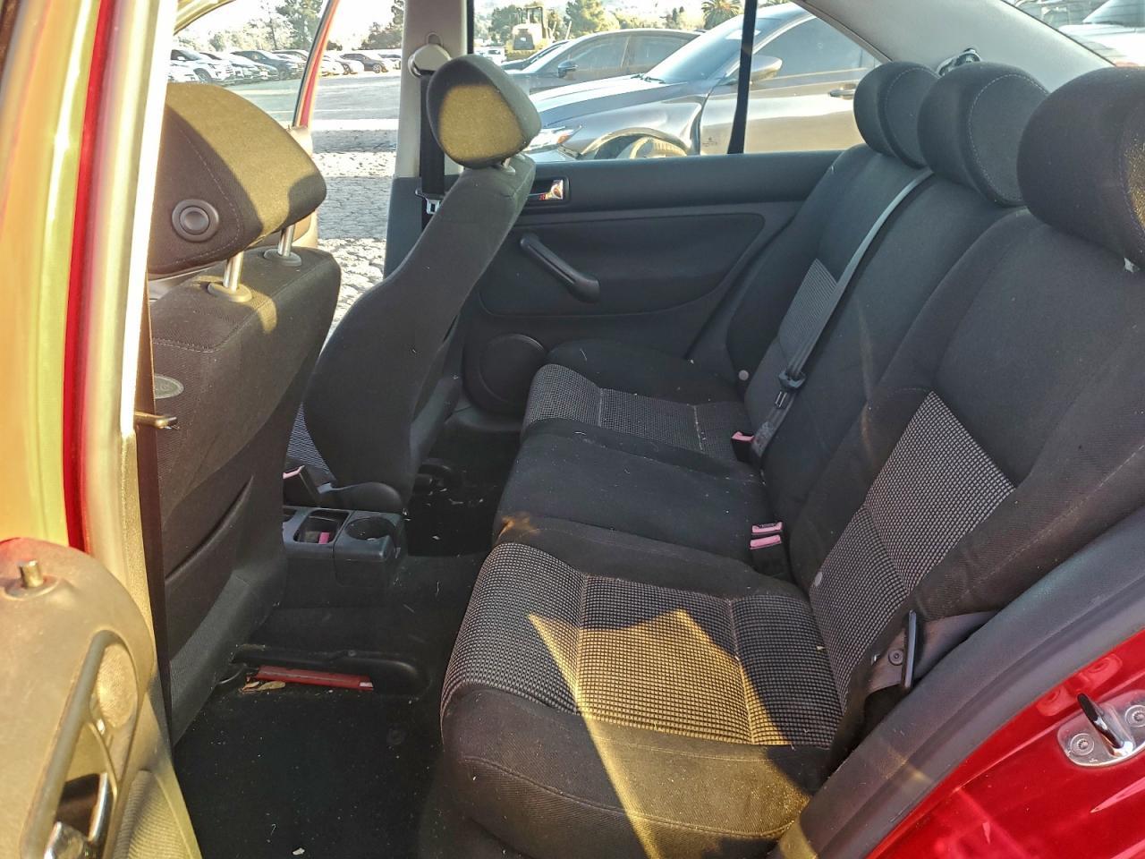 2003 VOLKSWAGEN JETTA