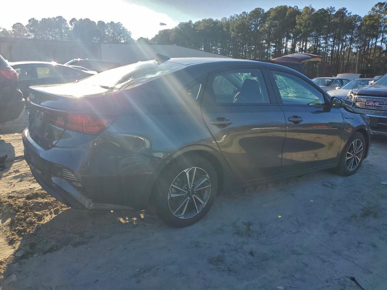 2024 KIA FORTE