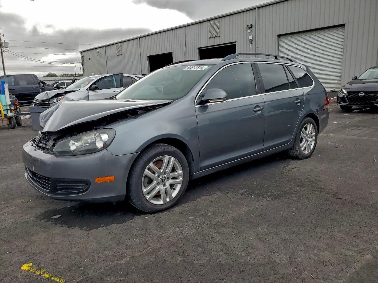 2011 VOLKSWAGEN JETTA
