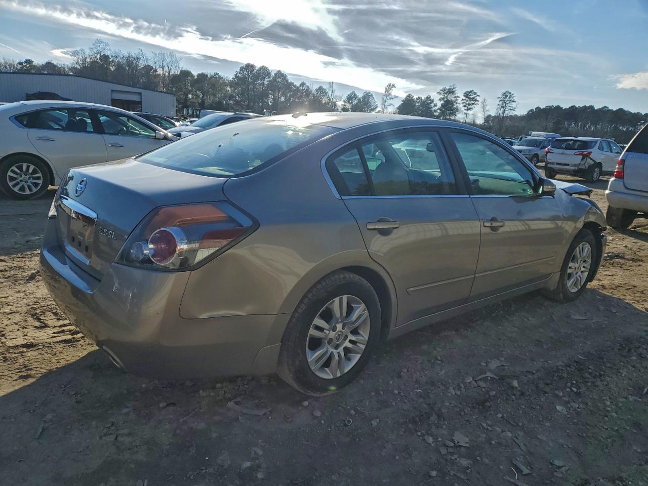 2012 NISSAN ALTIMA