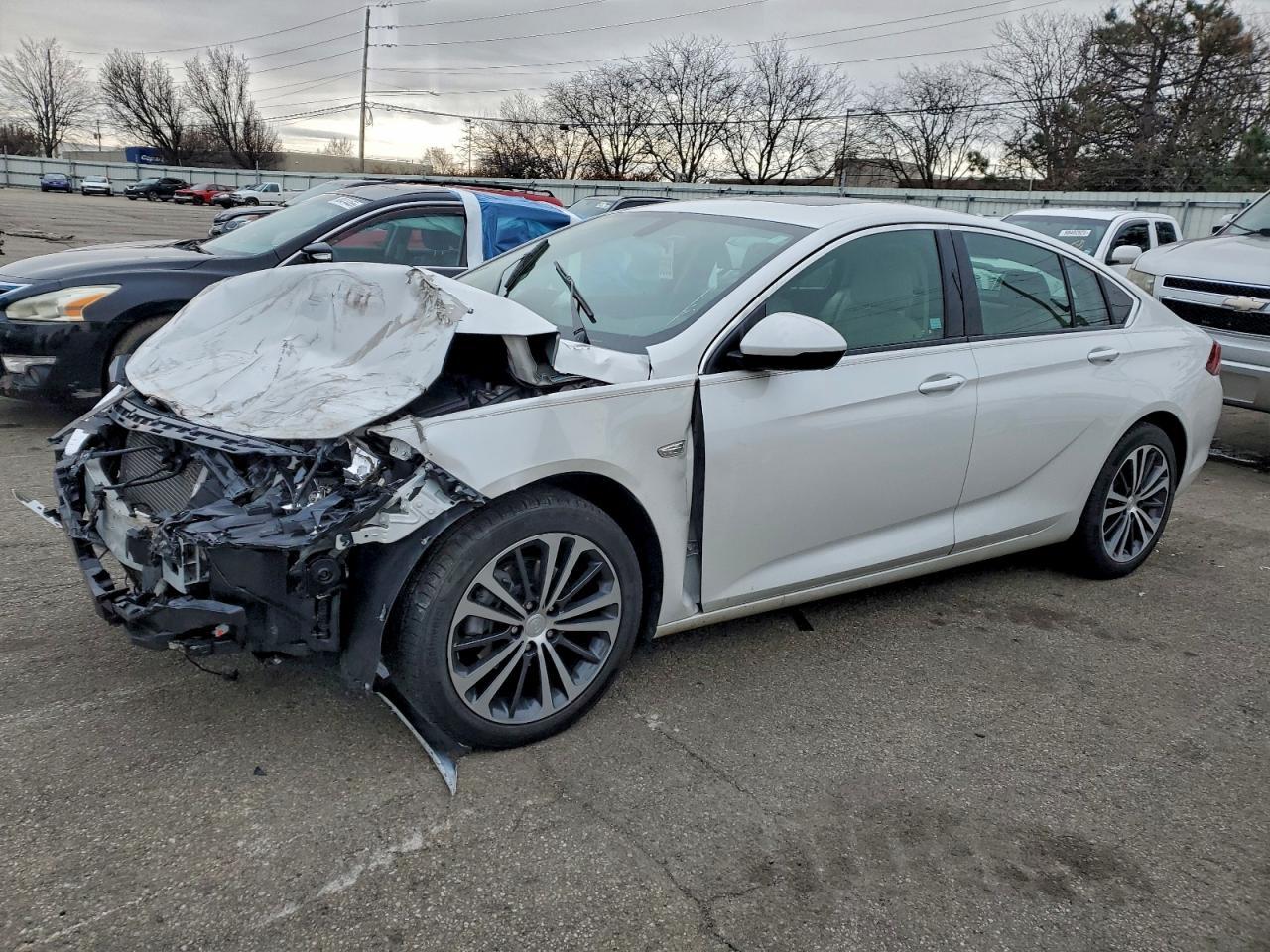 2019 BUICK Regal