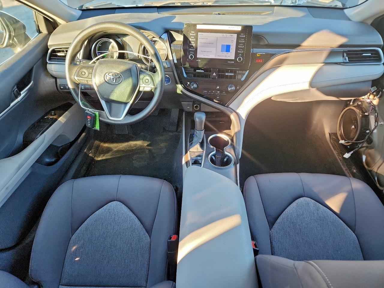 2024 TOYOTA CAMRY