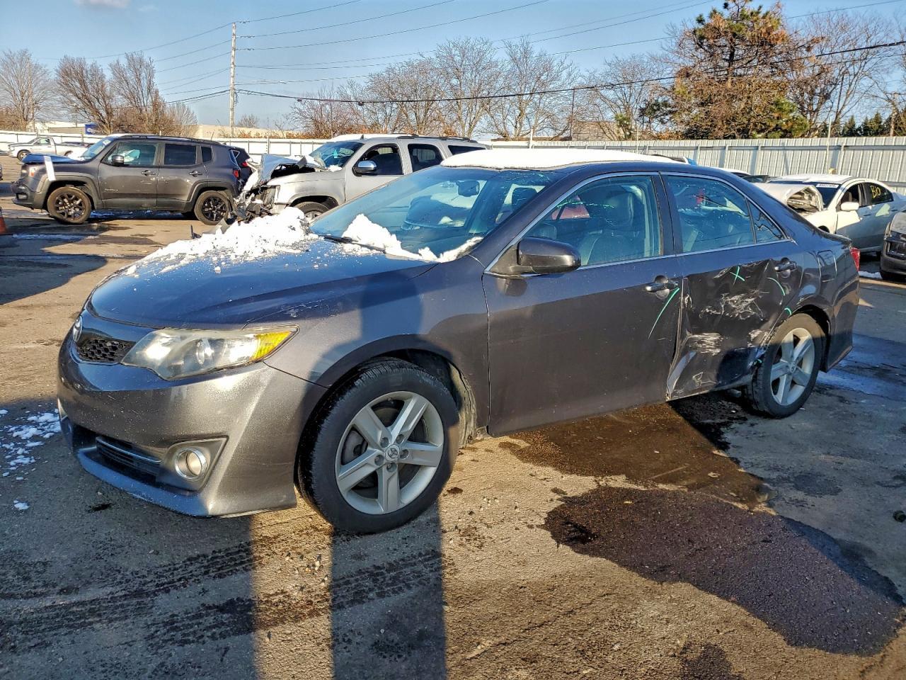 2012 TOYOTA CAMRY